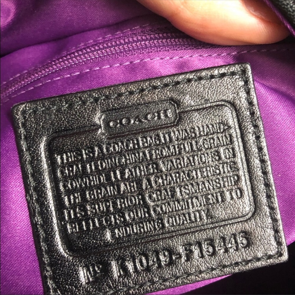 Authentic Coach Purse. - Picture 3 of 5